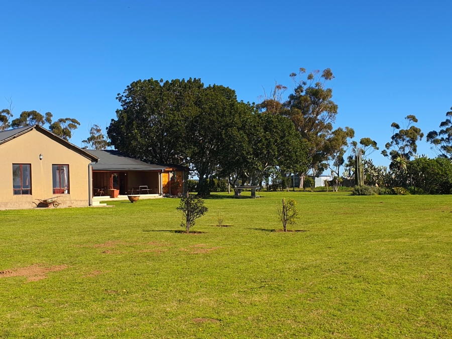 5 Bedroom Property for Sale in Grahamstown Central Eastern Cape